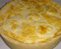 Empadão de frango cremoso