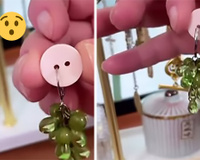 Se você tem botões em casa, você tem um tesouro para organizar os seus brincos por pares