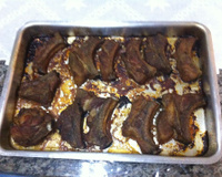 Costelinha de porco assada no forno