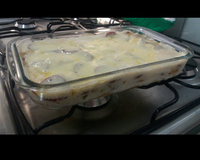 Batata com Linguiça ao molho Branco