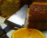 Bolo de laranja com casca e tudo