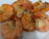 Camarão rosa ao alho e óleo