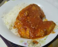 Cação ao molho vermelho