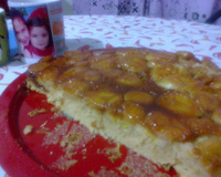 Bolo de banana caramelizada fácil