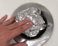 Papel alumínio no ralo do banheiro é a solução simples para…