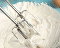 Chantilly, marshmallow ou merengue: você sabe qual é a diferença entre os três e como fazer cada um?