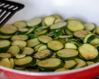 Pare de cozinhar abobrinha do jeito errado: o segredo dos cozinheiros para uma abobrinha no ponto certo sem ficar aguada