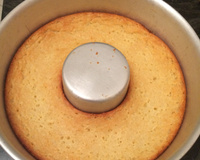 Bolo de tapioca granulada