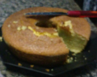 Bolo de fubá com laranja