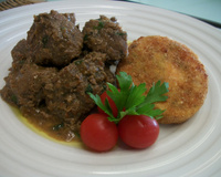 Cubinhos de carne ao vinho