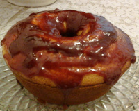 BOLO DE FUBÁ COM  GOIABADA E COCO