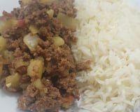 Carne moída com batata