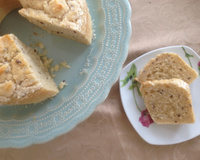 Bolo úmido vegano de massa de mandioca e cajuína