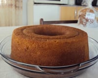Bolo de abacaxi com caldo da casca