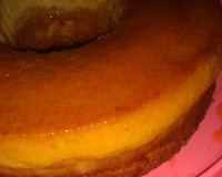 Bolo com pudim cremoso