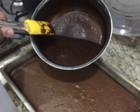Cobertura de chocolate simples e gostosa