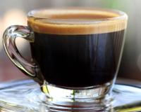 Café acabando muito rápido? Entenda aonde você está errando e como diminuir o desperdício do pó em casa