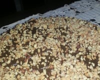 Bolo com recheio de amendoim