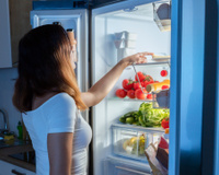 Nada de insônia: regule o sono com essas frutas que são boas companheiras à noite