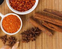 Essa especiaria é muito utilizada na medicina e na culinária, além de ser fácil de plantar em casa