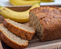 Pão de banana de micro-ondas sem glúten: receita rápida e deliciosa para café da manhã ou lanche