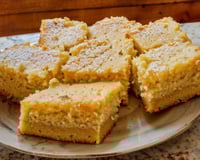 Bolo de fubá cremoso