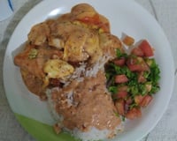 Filé de tilápia com batatas e requeijão ao forno