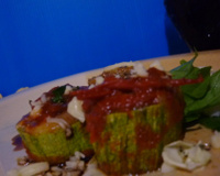 Abobrinha recheada com proteína de soja