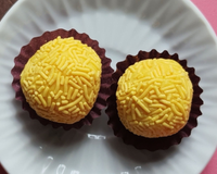 Brigadeiro de mostarda e mel: versão do clássico docinho viraliza na internet e gera debates; será que fica bom?