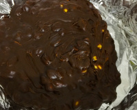 Pé-de-moleque de chocolate