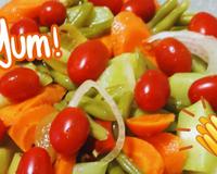 Salada quente com mix de legumes é perfeita para um jantar fácil, simples, rápido e saudável!