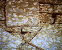 Pé de moleque achocolatado