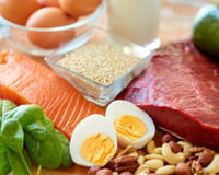 Você não precisa depender apenas de ovos para obter proteína suficiente! Especialistas recomendam 6 dicas superpráticas para uma dieta rica em proteínas