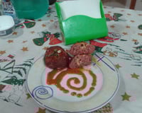 Almôndega meio a meio (carne moída e linguiça de churrasco)