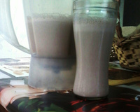 Batida de frutas e chocolate