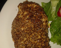 Peito de frango com crosta de linhaça
