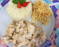 Estrogonofe de frango básico