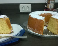 Bolo de fubá molhadinho