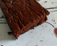 Bolo de chocolate sem leite, sem farinha e sem açúcar