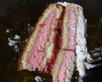 Bolo mousse de morango