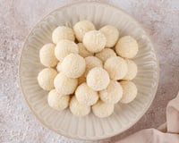 Dá para fazer um bom brigadeiro de leite ninho sem usar o fogão? TudoGostoso revela segredo para ele ficar cremoso e fácil de modelar