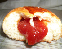 Pãozinho com goiabada