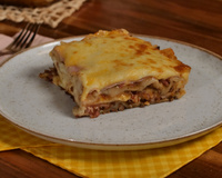 Lasanha com massa de pastel 