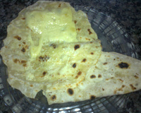 Pão de Frigideira ( sem fermento, sem leite, sem ovo)