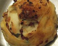 Pão de linguiça e cebola