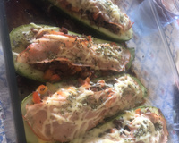 Barquinha de abobrinha recheada com carne moída