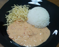 Estrogonofe de camarão