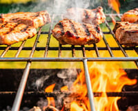 Churrasqueiros experientes concordam: essa carne fica perfeita na grelha, e o TudoGostoso mostra por quê