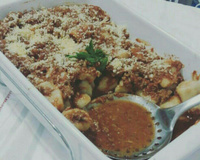 Nhoque de batata com molho bolonhesa (massa leve)