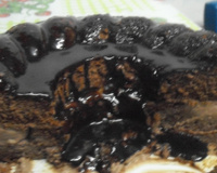 Bolo recheado com mousse de Chocolate Alpino